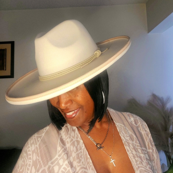 Hat - Picture 2 of 2